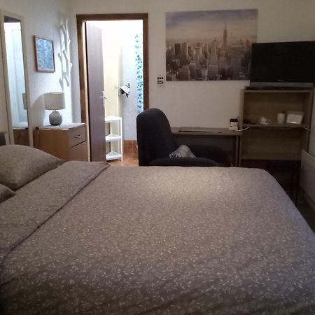Appartement Isabele à Brodarica  Extérieur photo